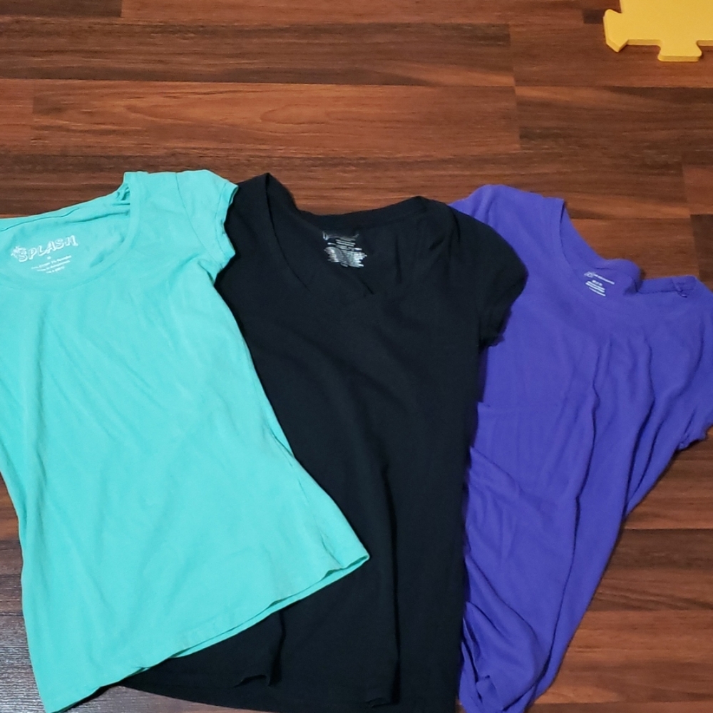 Fitted women's tshirt bundle